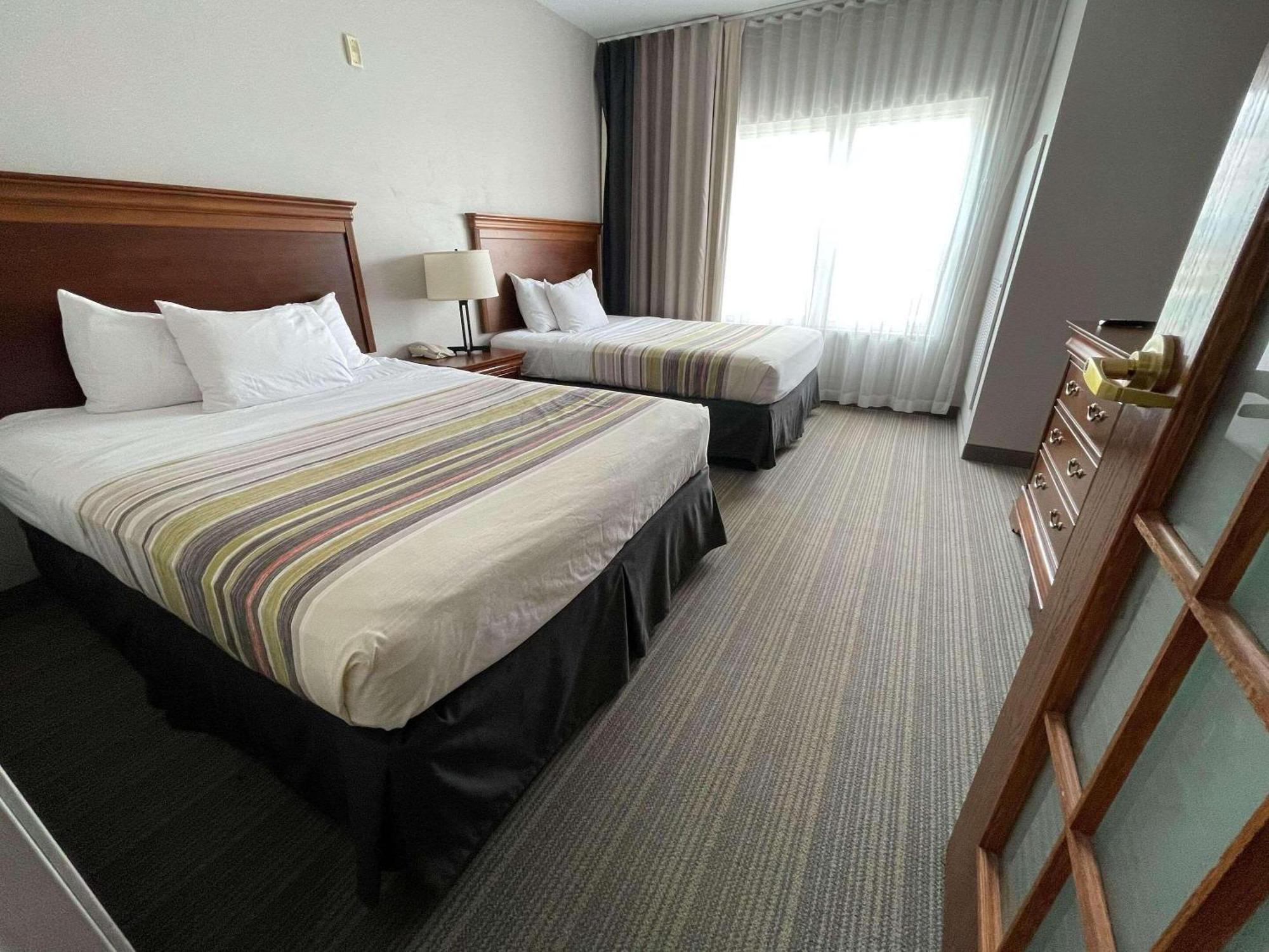 Country Inn & Suites By Radisson, Appleton North, Wi Little Chute Экстерьер фото